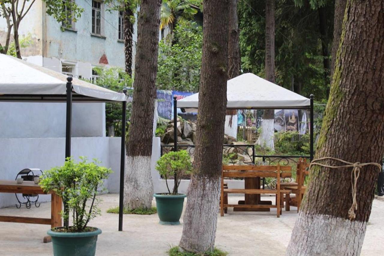 Hulus Hotel Makhinjauri Εξωτερικό φωτογραφία