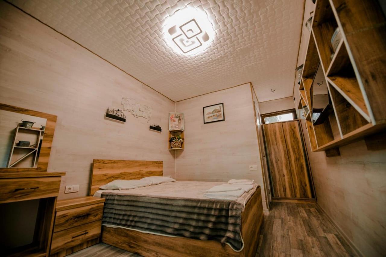 Hulus Hotel Makhinjauri Εξωτερικό φωτογραφία