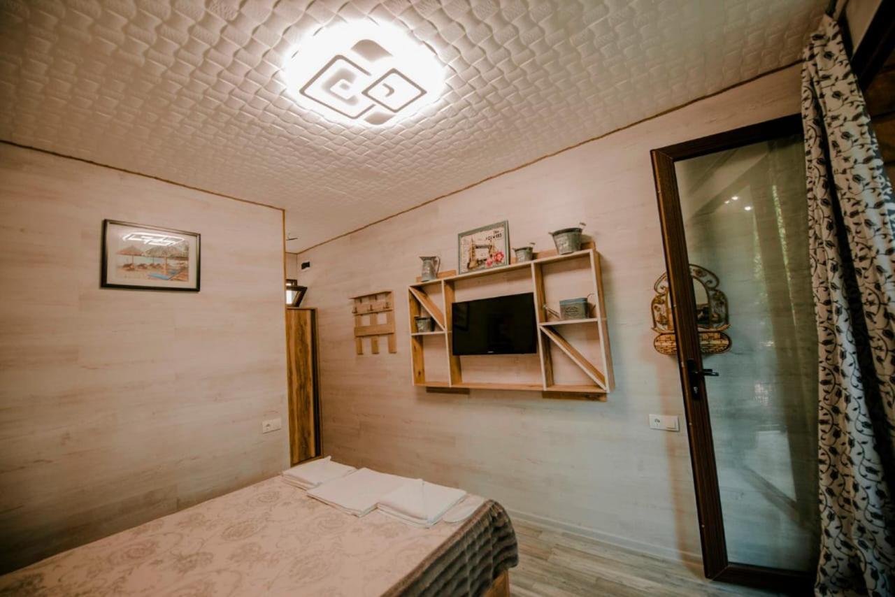 Hulus Hotel Makhinjauri Εξωτερικό φωτογραφία