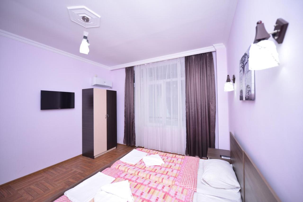Hulus Hotel Makhinjauri Εξωτερικό φωτογραφία