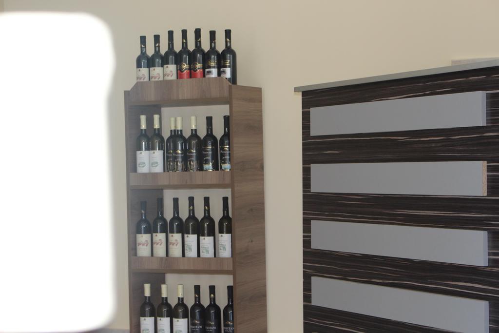 Hulus Hotel Makhinjauri Εξωτερικό φωτογραφία